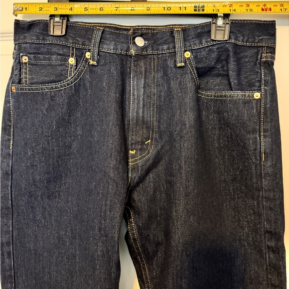 Levi’s 505 Dark Wash 33 X 32 - Picture 2 of 5